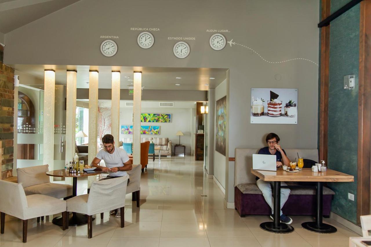 Howard Johnson Hotel ירבה בואנה מראה חיצוני תמונה