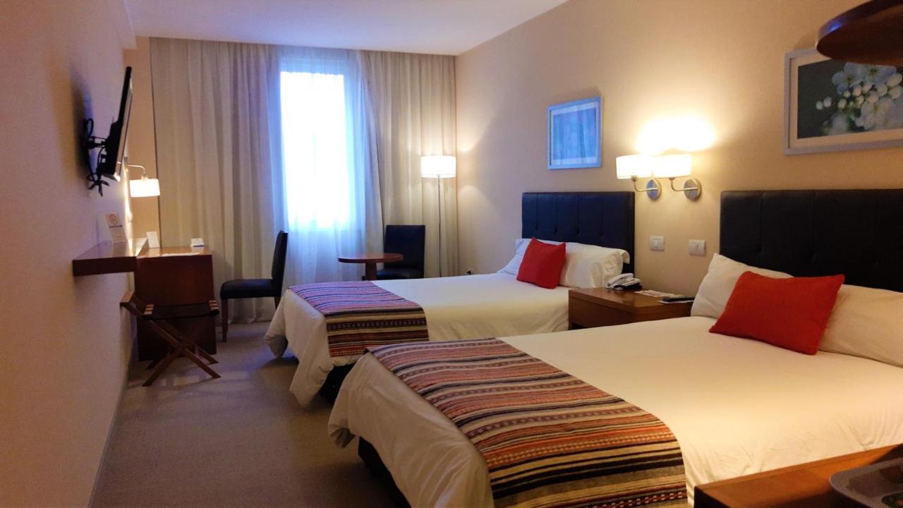 Howard Johnson Hotel ירבה בואנה מראה חיצוני תמונה