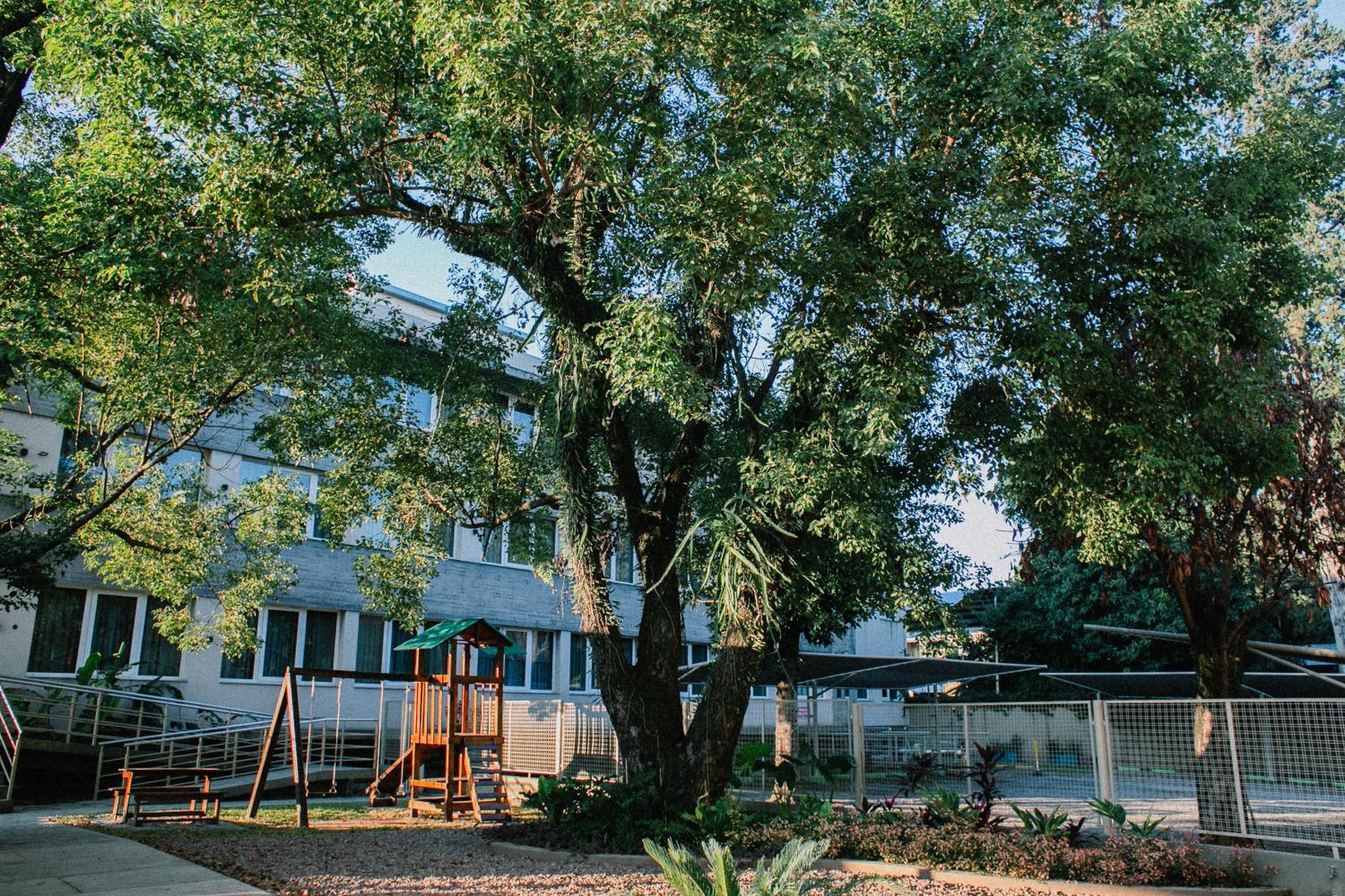 Howard Johnson Hotel ירבה בואנה מראה חיצוני תמונה