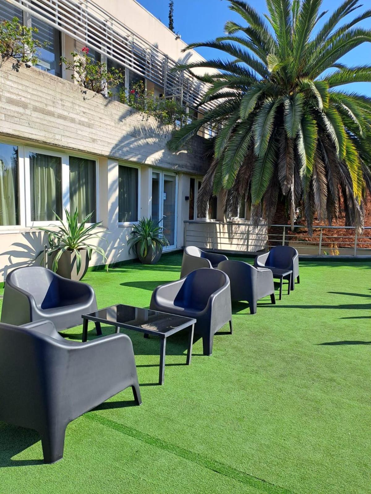 Howard Johnson Hotel ירבה בואנה מראה חיצוני תמונה
